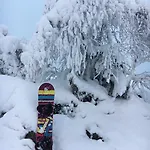 Aateli Hillside 4* 沃卡蒂