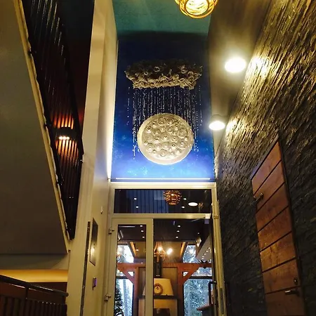 Aateli Hillside 4* 부오카티