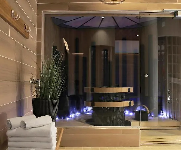 Aateli Hillside Hotel 4*